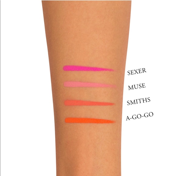 2/$25 ✨Kat Von D Everlasting Lip Liner in Muse ✨ - Picture 3 of 8